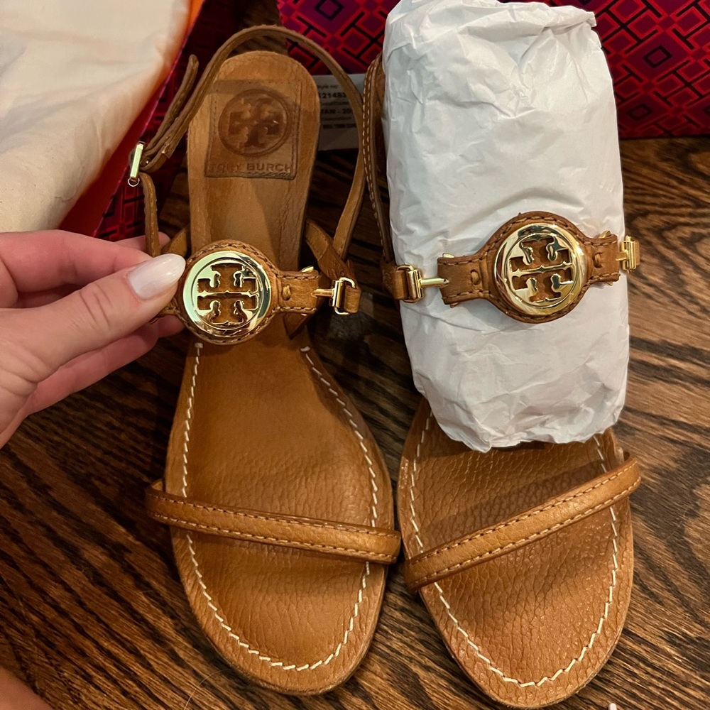 Tory Burch Mira 70MM Tumbled Tan Leather Sandal Heel